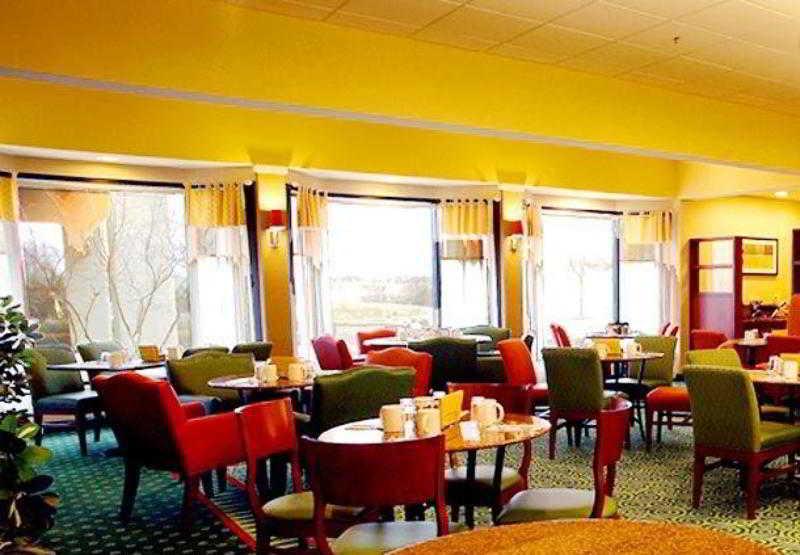 Comfort Inn & Suites Arlington Heights - Buffalo Grove المطعم الصورة